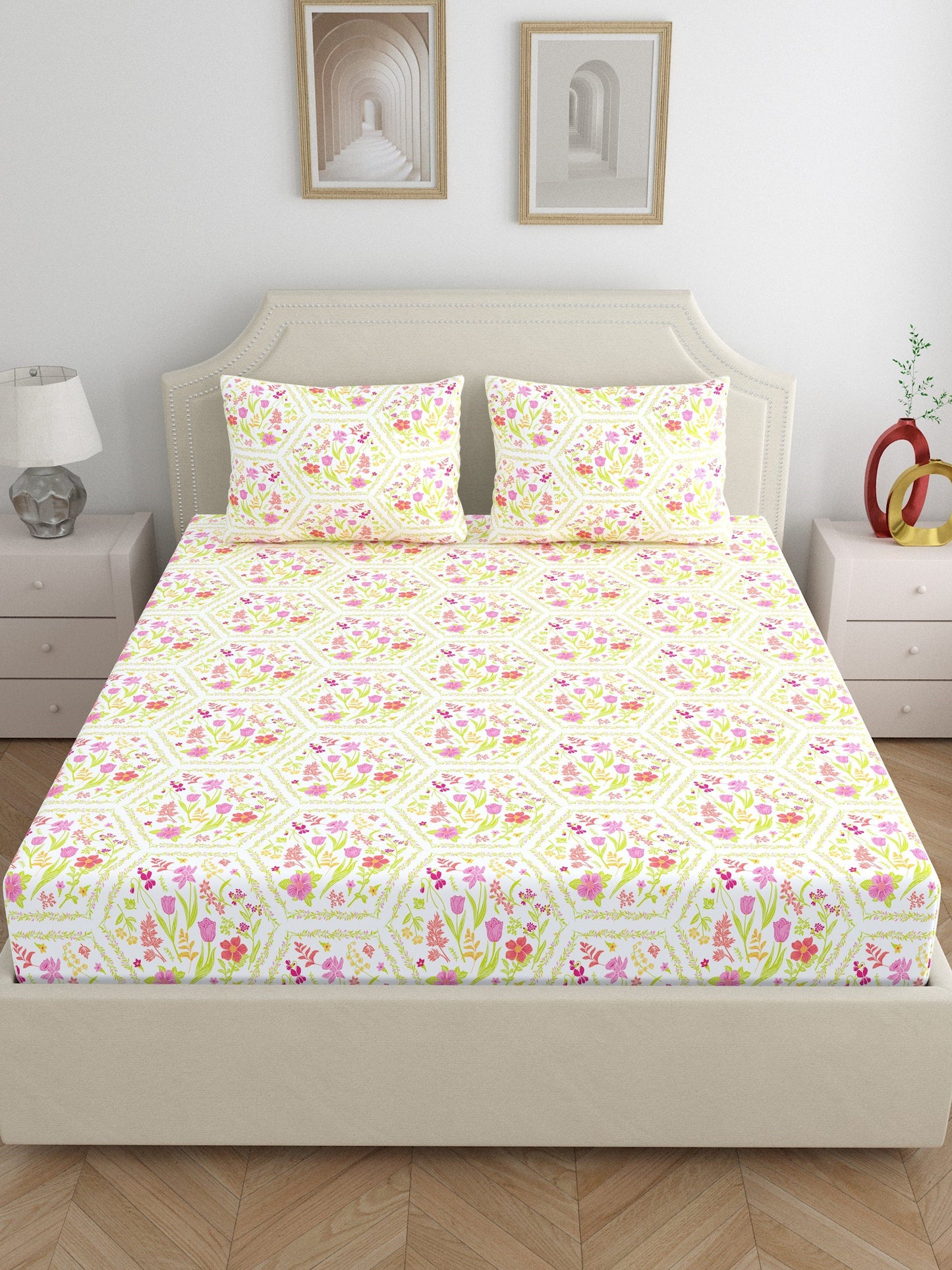 Dreamscape 100% Cotton Floral Bedsheet Set | 140 TC | Pink