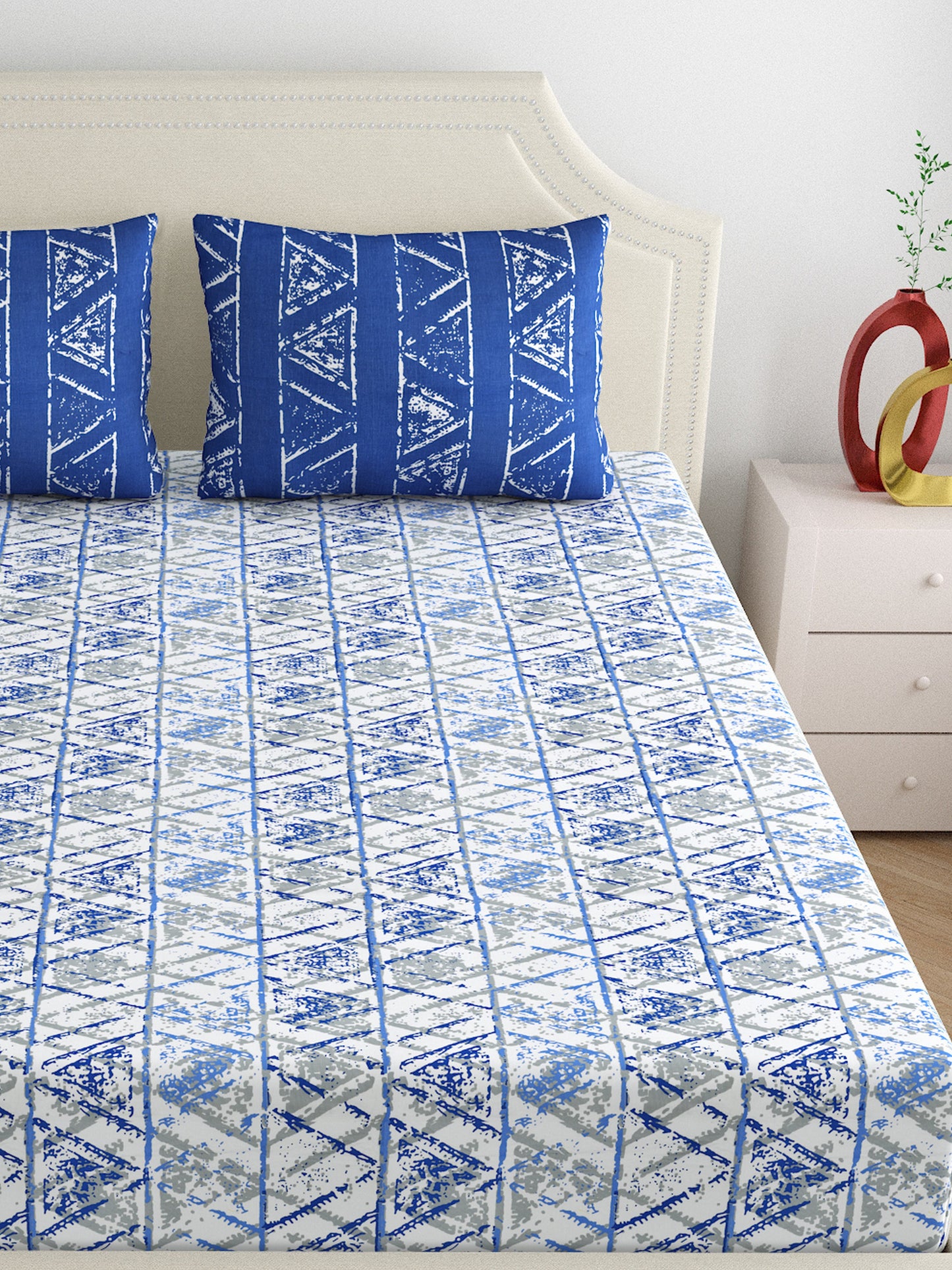 Dreamscape 100% Cotton Abstract Bedsheet Set | 180 TC | Blue