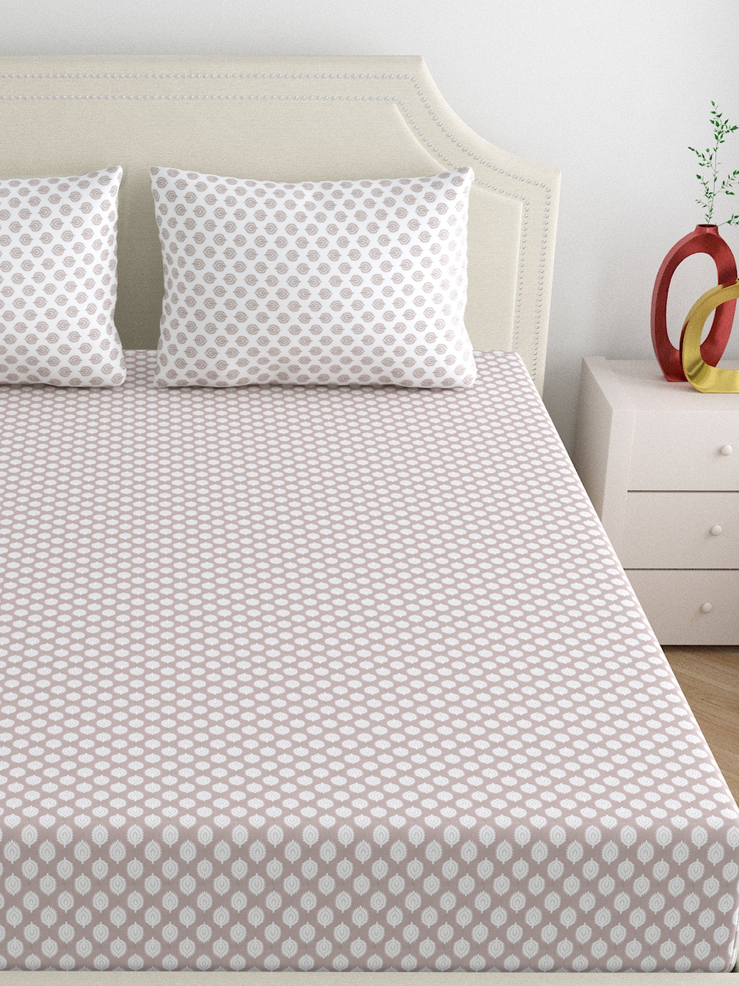 Dreamscape 100% Cotton Abstract Bedsheet Set | 250 TC | Brown