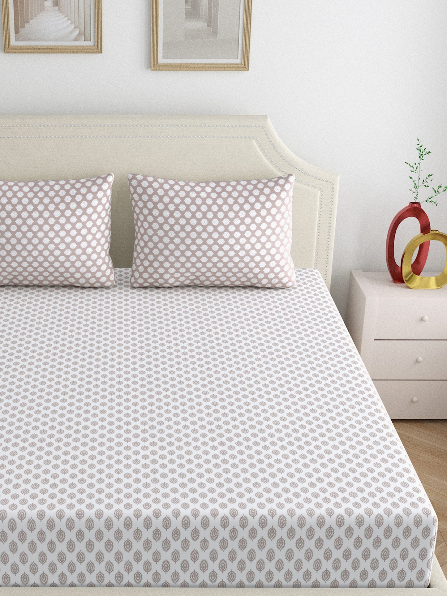 Dreamscape 100% Cotton Abstract Bedsheet Set | 250 TC | Brown