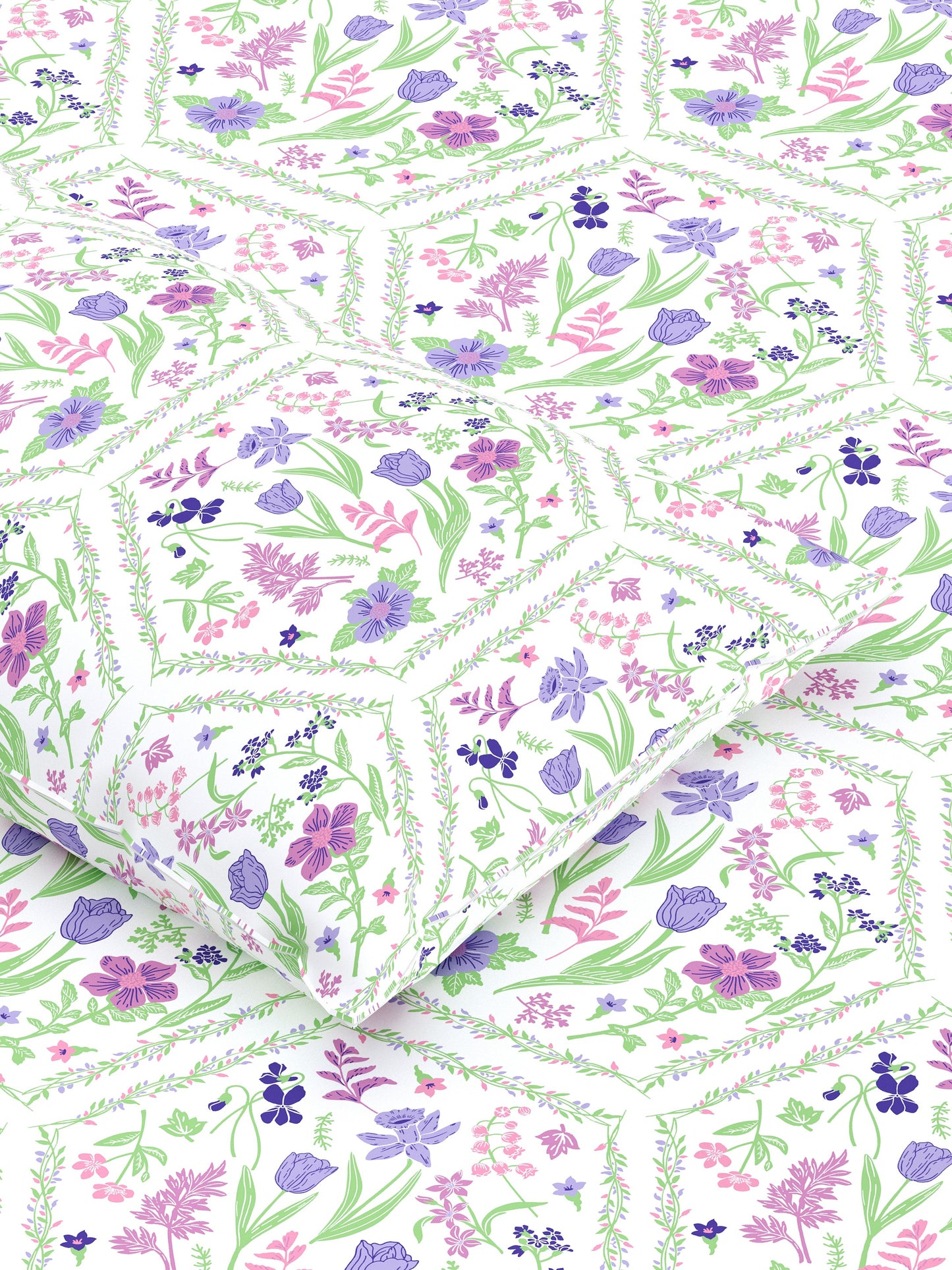 Dreamscape 100% Cotton Floral Bedsheet Set | 140 TC | Purple