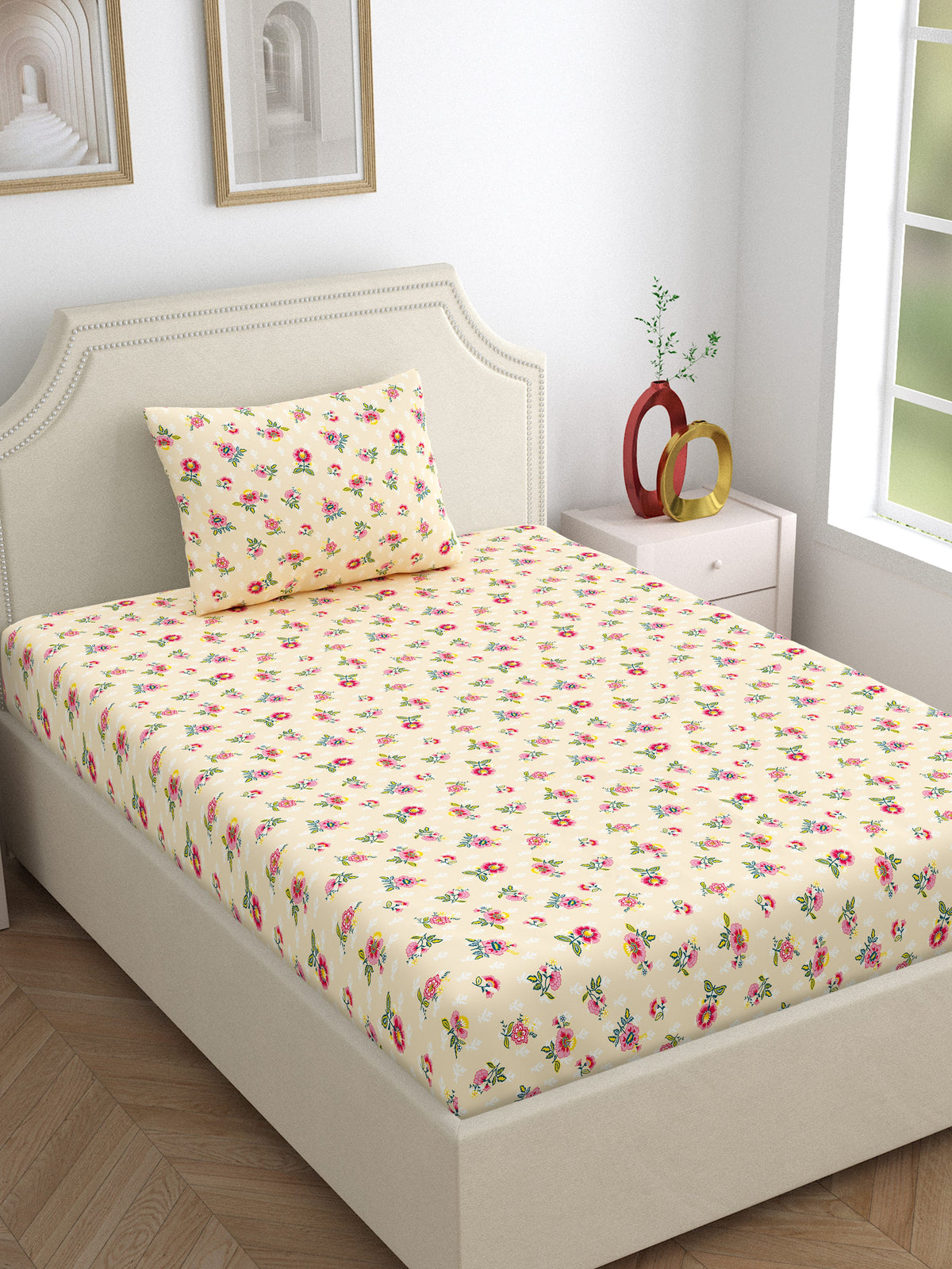 Dreamscape 100% Cotton 140 TC Floral Bedsheet Set - Colour: Beige