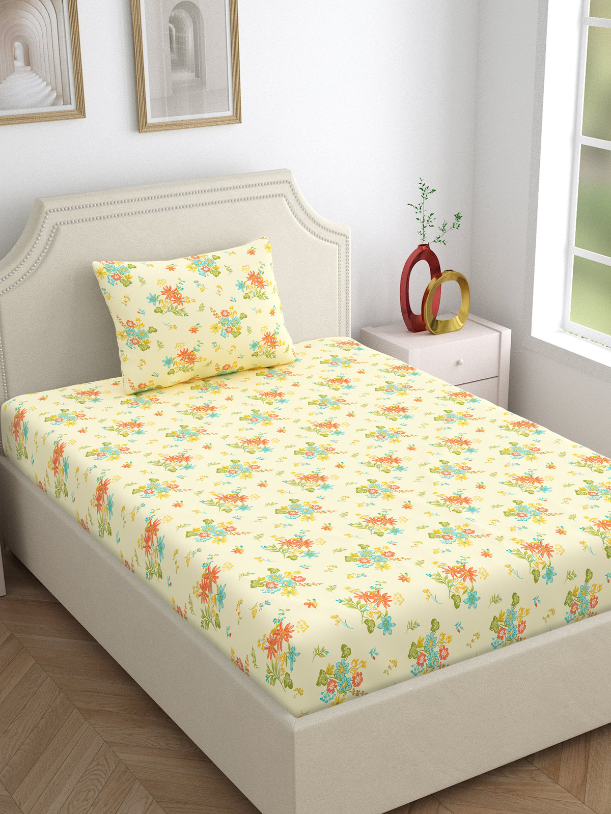 Dreamscape 100% Cotton 140 TC Floral Bedsheet Set - Colour: Cream