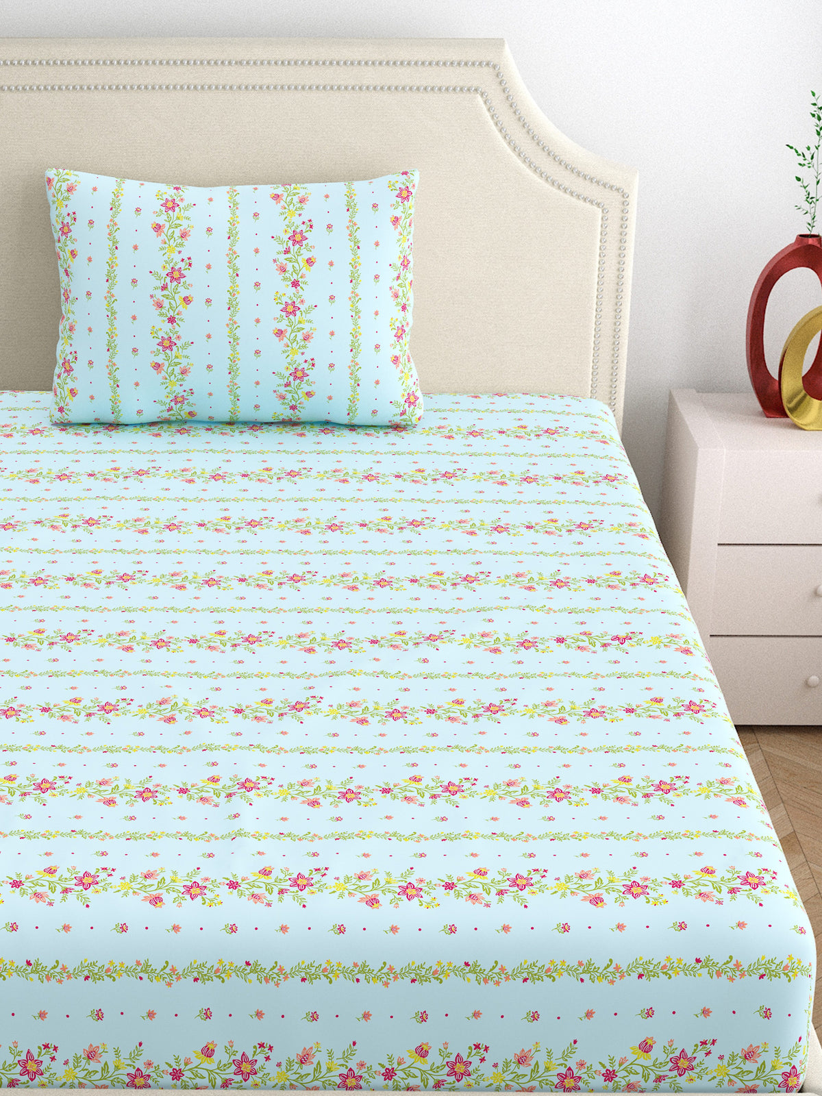 Dreamscape 100% Cotton 140 TC Floral Bedsheet Set - Colour: Light Blue