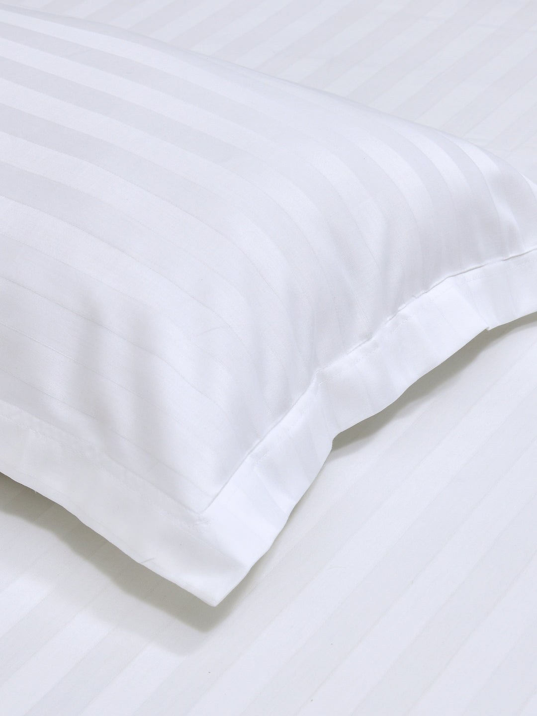 Dreamscape 100% Cotton 400TC Stripe Bedsheet, Premium