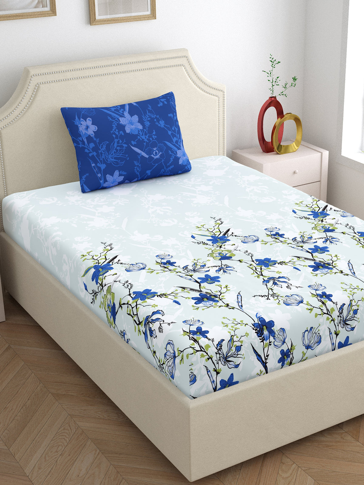 Dreamscape 100% Cotton 140 TC Floral Bedsheet Set - Colour: Blue