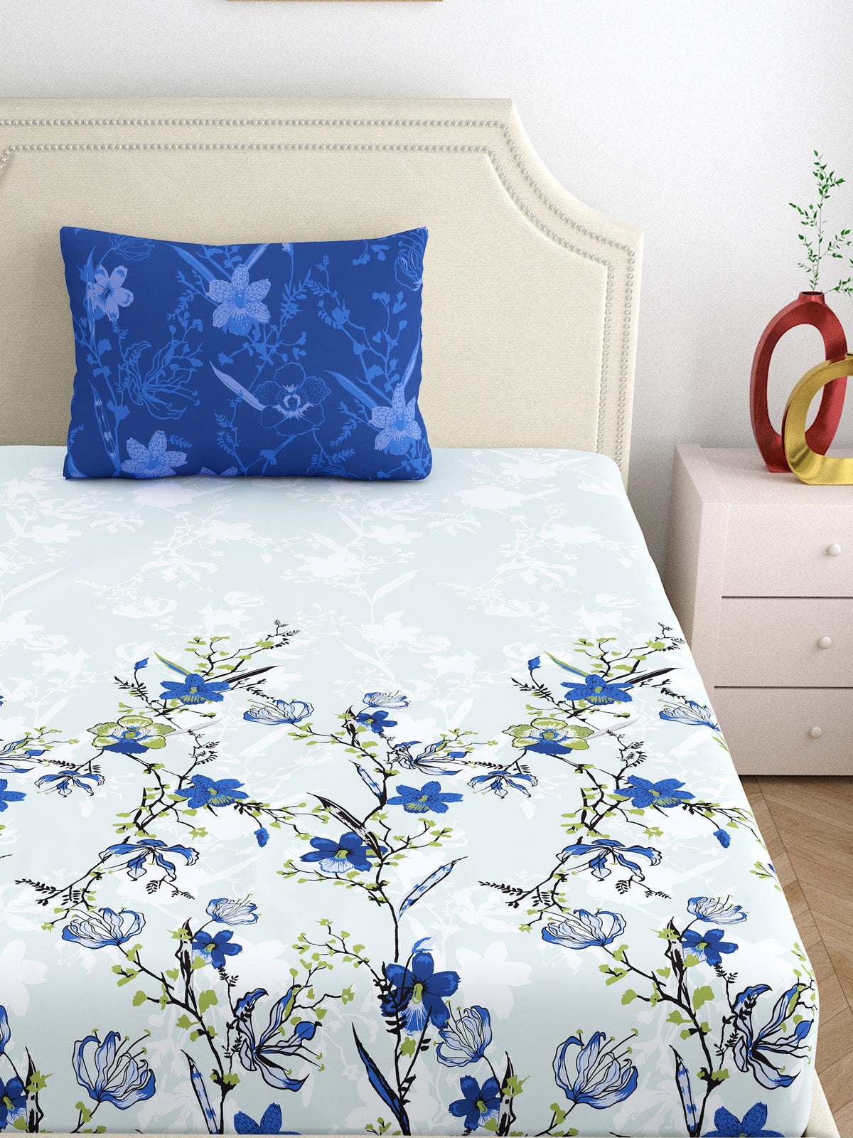 Dreamscape 100% Cotton 140 TC Floral Bedsheet Set - Colour: Blue