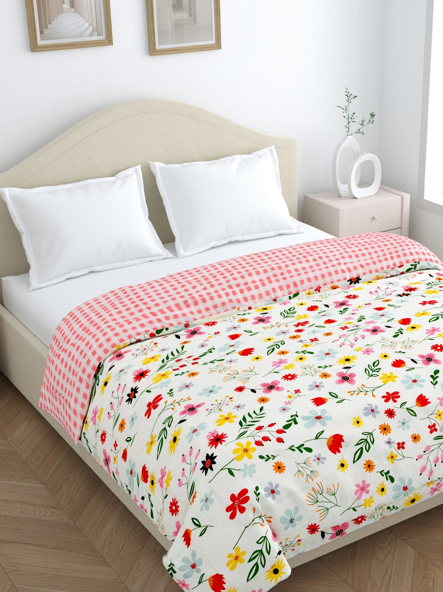 Home Ecstasy Wrinkle and Fade Resistant 150 GSM Floral Quilt (Comforter) - Colour: Off white & Peach