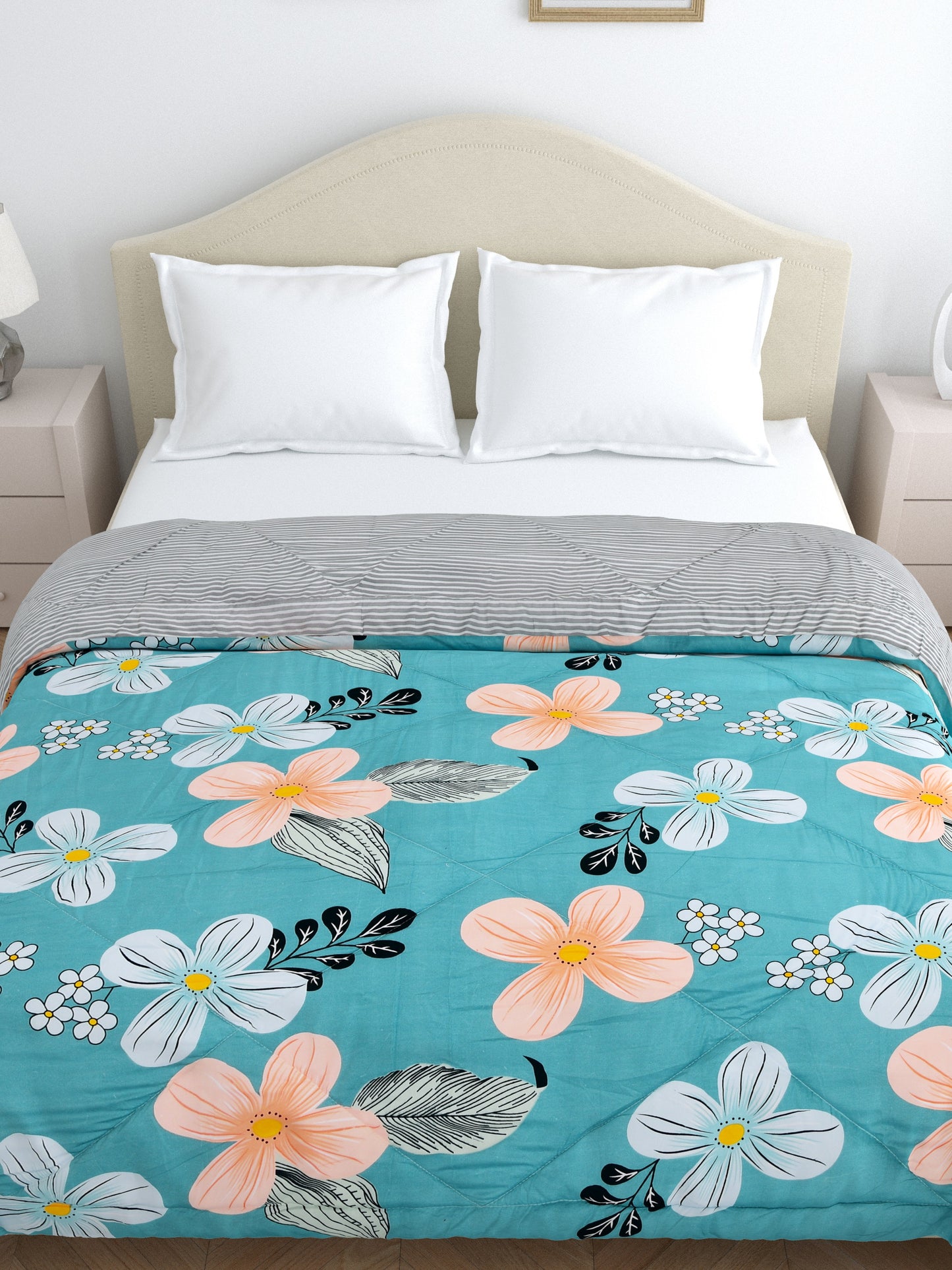 Home Ecstasy Wrinkle and Fade Resistant 150 GSM Floral Quilt (Comforter) - Colour: Teal & Black
