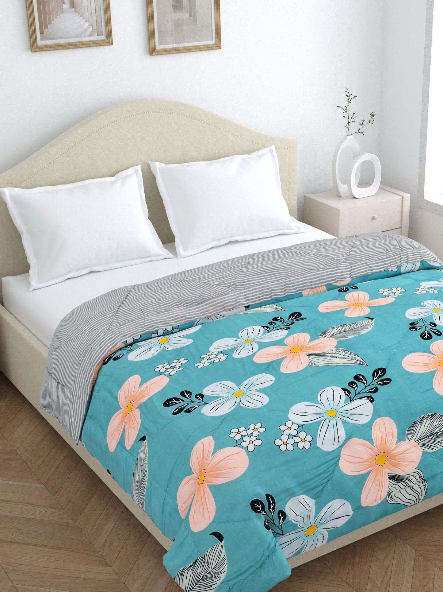 Home Ecstasy Wrinkle and Fade Resistant 150 GSM Floral Quilt (Comforter) - Colour: Teal & Black