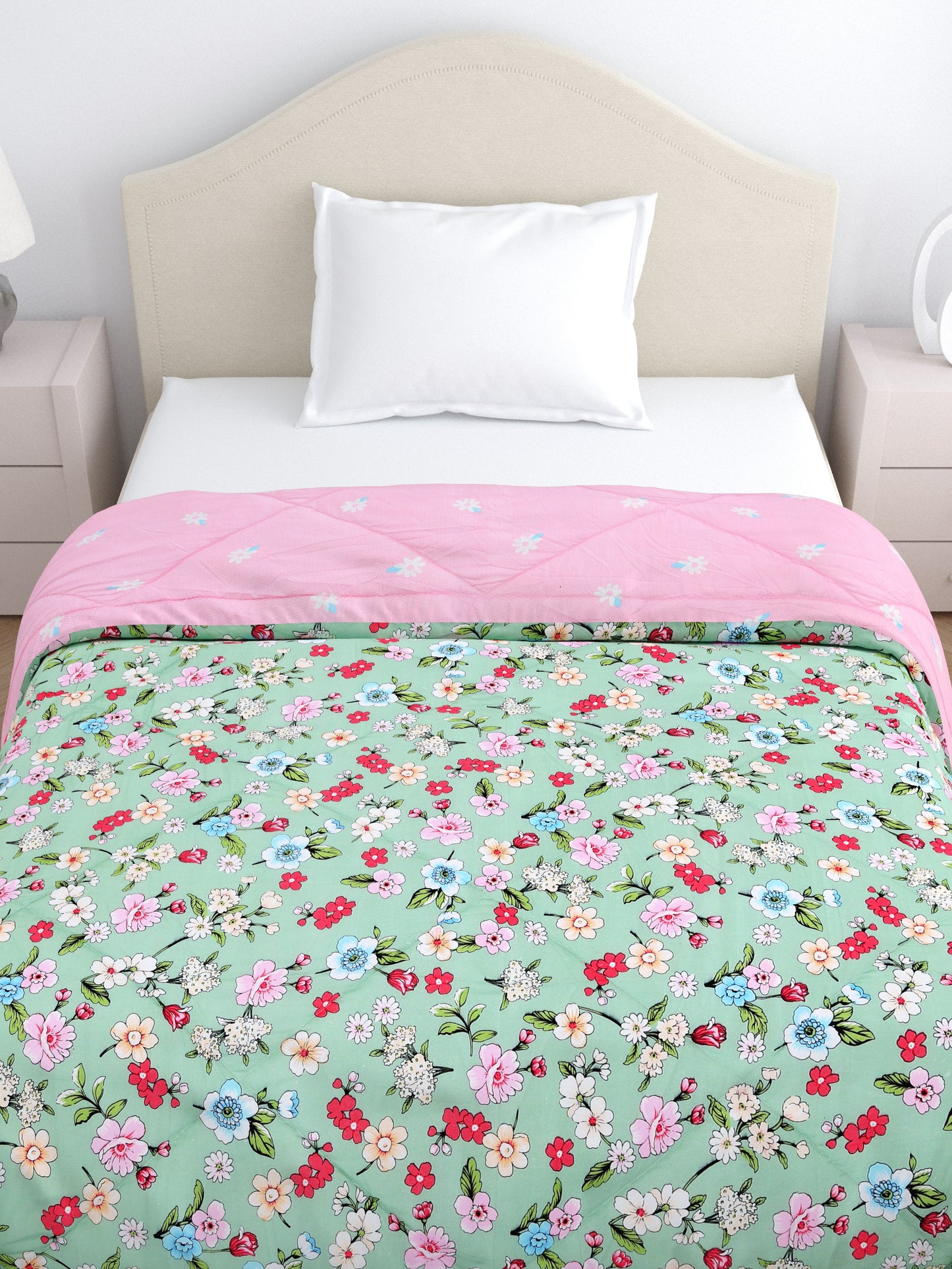 Home Ecstasy Wrinkle and Fade Resistant 150 GSM Floral Quilt (Comforter) - Colour: Green & Pink
