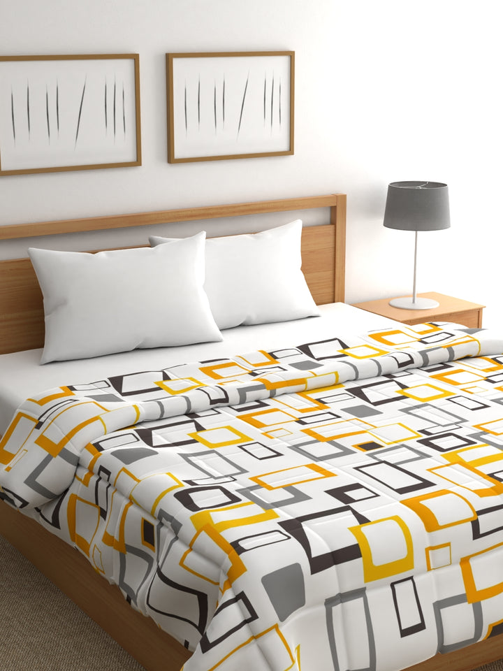Home Ecstasy 100% Cotton 200GSM Geometric Comforter