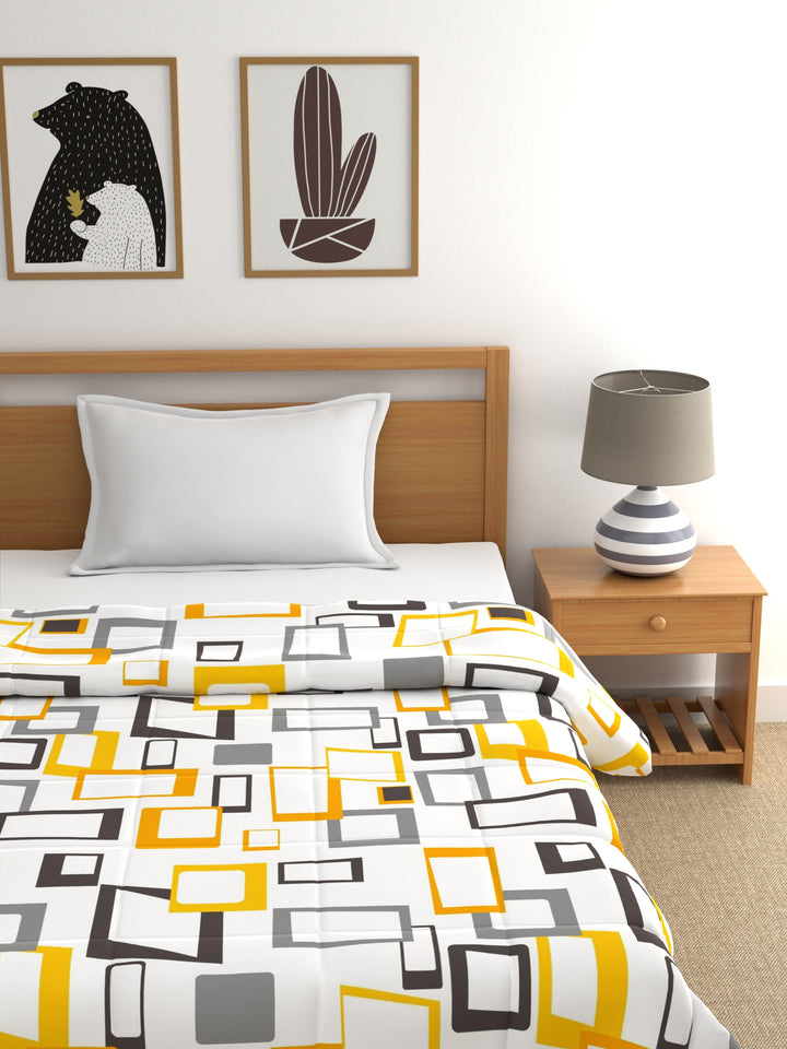 Home Ecstasy 100% Cotton 200GSM Geometric Comforter