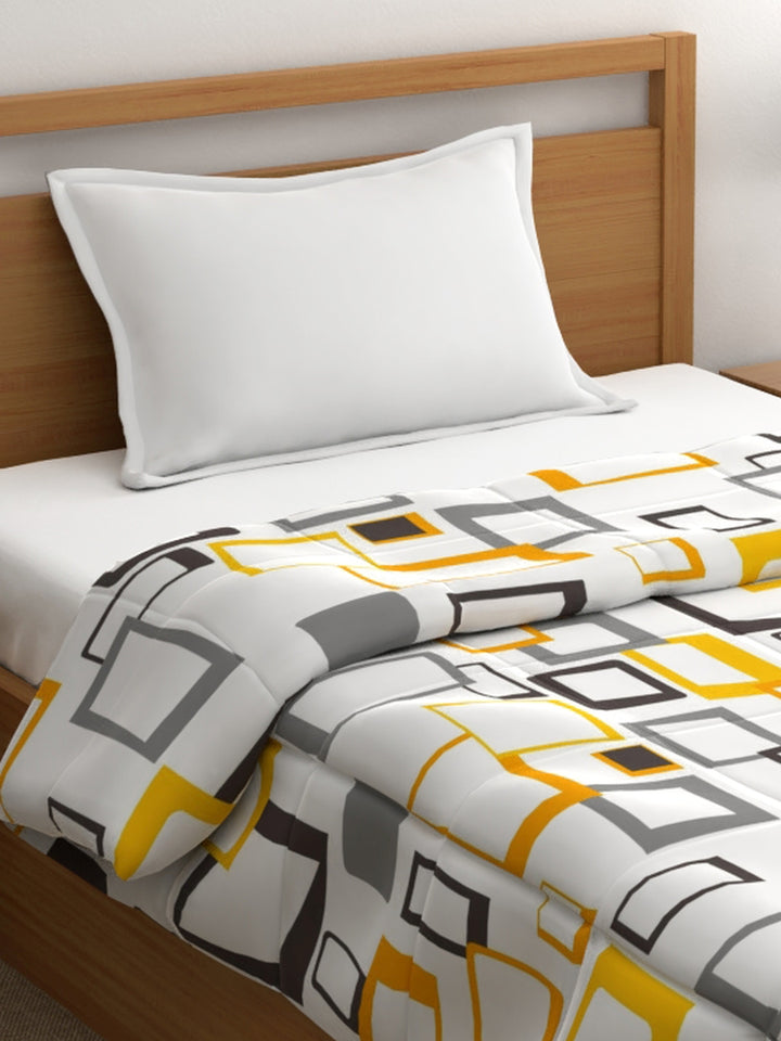 Home Ecstasy 100% Cotton 200GSM Geometric Comforter