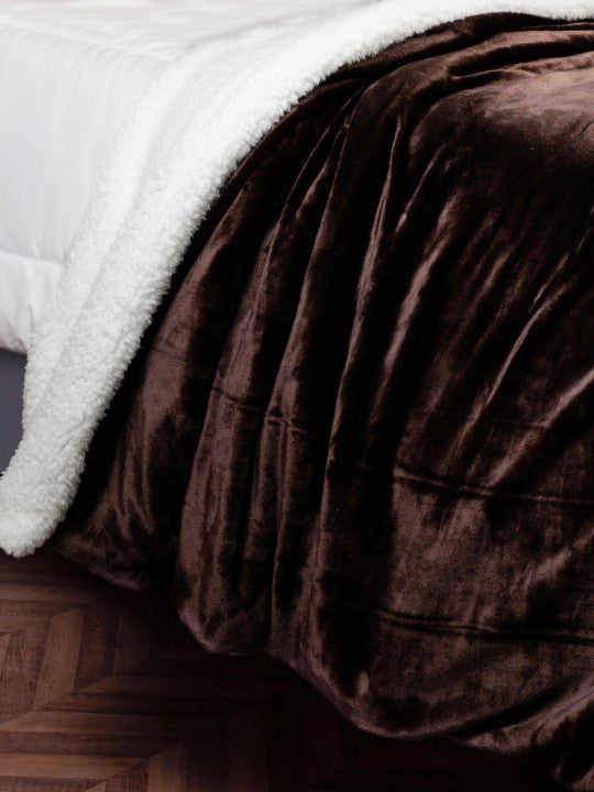 Home Ecstasy Sherpa Blanket 350 GSM - Colour: Dark Brown
