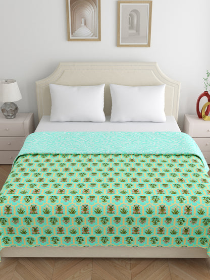 Home Ecstasy 100% Cotton 210 GSM Floral Dohar - Colour: Green
