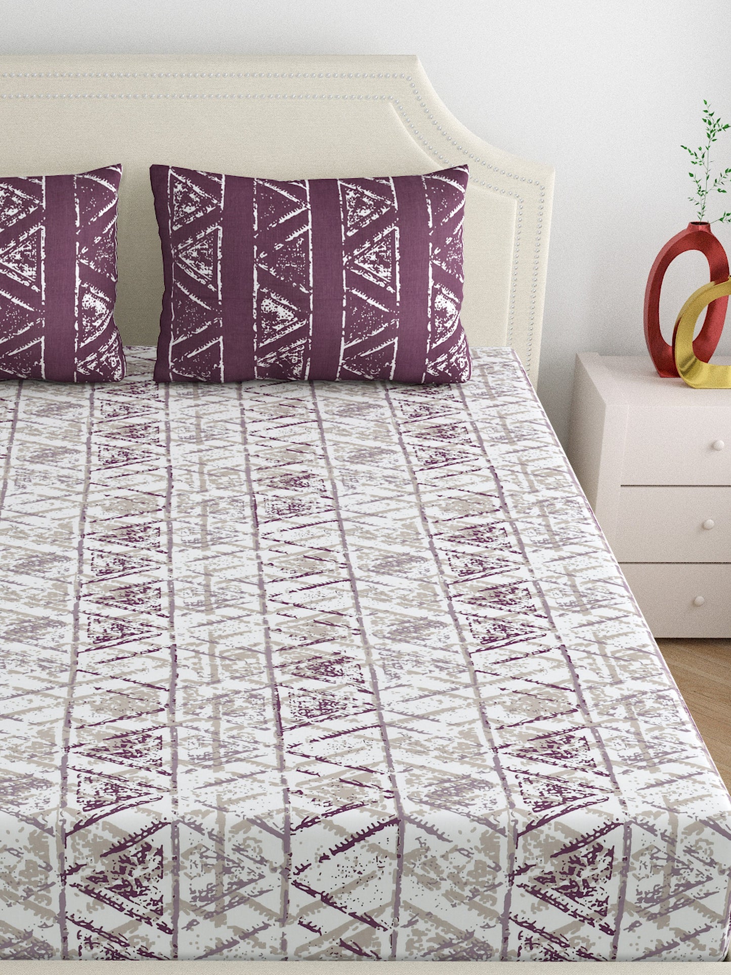 Dreamscape 100% Cotton Abstract Bedsheet Set | 180 TC | Purple